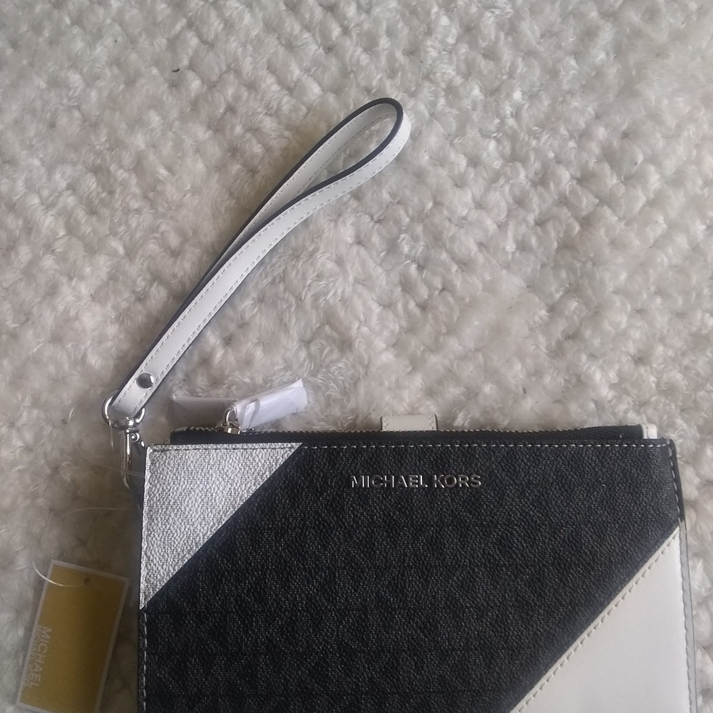 Michael Kors Double Zip Wristlet